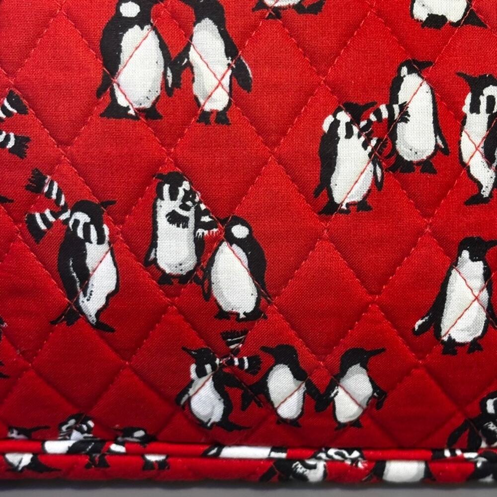 Vera Bradley Playful Penguins Red Quilted Cotton On The Go Crossbody Bag Purse - Picture 2 of 9